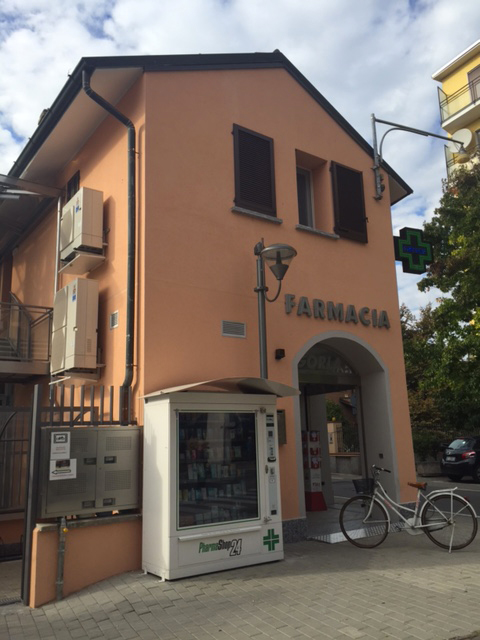 Ristrutturazione farmacia a Lodi Vecchio, provincia di Lodi
